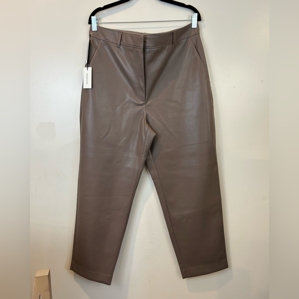 Aritzia Babaton Command Cropped Pant